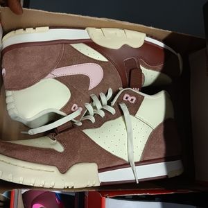 Air trainer 1 valentine size 13 men